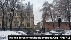 12 грудня у Львові також спостерігатиметься налипання мокрого снігу, на дорогах ожеледиця