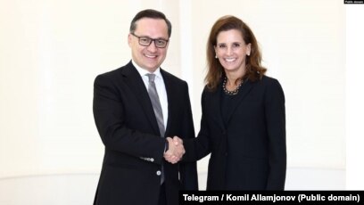 Yetuk ayollarning anal squirti