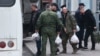 Мобилизованные россияне перед отправкой в расположение военных частей