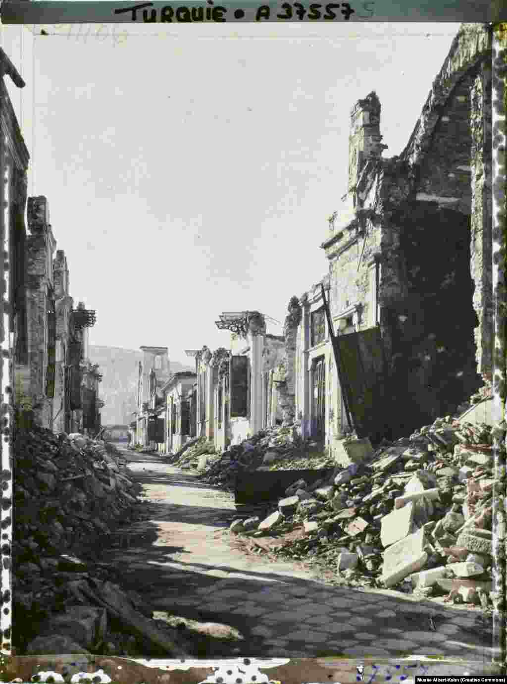 The ruined Armenian quarter of Izmir in 1922.&nbsp; Amid the razing of Izmir, at least thousands of Armenian and Greek residents of the city were killed. Turkish sources claim Armenians and Greeks started the fire to tarnish the reputation of the Turkish military.&nbsp; Today just a few tens of thousands of Christian Armenians remain in Turkey.&nbsp;