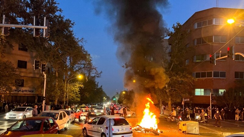 Više od 500 ubijenih u demonstracijama u Iranu, tvrde aktivisti 