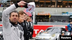  Патрик Демпси преди старта на надпреварата за спортни коли в Льо Ман, Франция, 22 юни 2013 година 