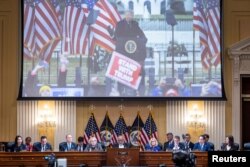 Dvostranačka komisija Predstavničkog doma koja istražuje napad na američki Kapitol održala je svoj posljednji sastanak 19. decembra kako bi glasala o krivičnom postupku protiv bivšeg predsjednika Trumpa.