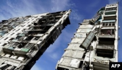 Розбомблені багатоповерхівки у Маріуполі, листопад 2022 року