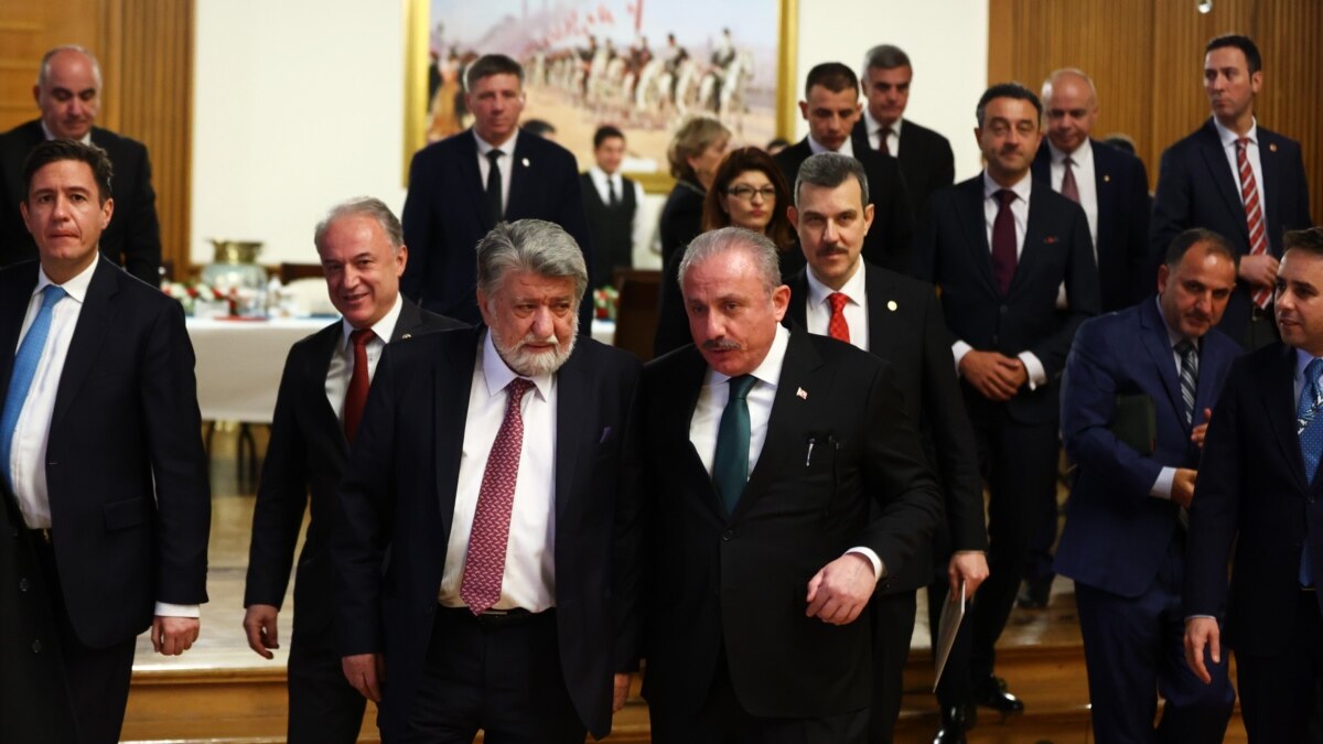 Българският парламент ще инициира среща на високо равнище между Европейския
