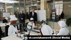 Российский глава Крыма Сергей Аксенов на заводе «Фиолент», 9 ноября 2022 года