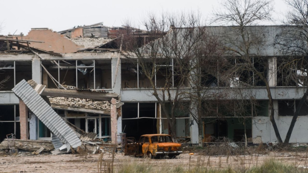 Понад 50 сіл на Херсонщині майже повністю зруйновані, подекуди на понад 90% – Зеленський