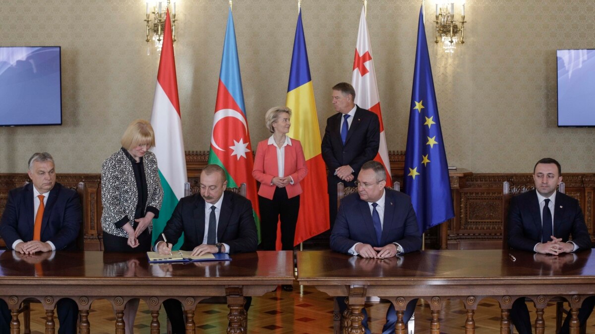Лидерите на Азербайджан, Грузия, Румъния и Унгария подписаха в Букурещ