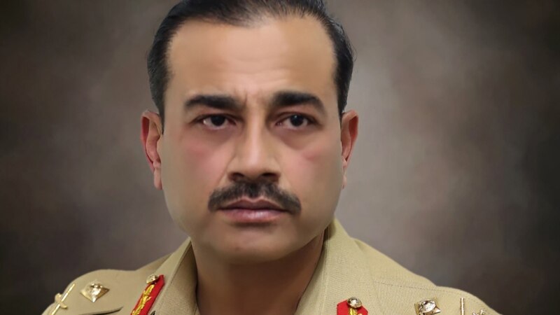 Воен ветеран и разузнавач на чело на пакистанската армија 