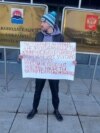 Дмитрий Самойленко на антивоенном пикете, 24 февраля, Камчатка