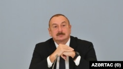 Президент Азербайджана Ильхам Алиев на международном форуме в Баку, 25 ноября 2022 г.
