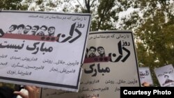 گزارش ها حاکی است که در  اعتراضات سراسری دست‌کم ۷۲۰ دانشجو نیز بازداشت شده‌اند