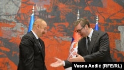 Президент Сербии Александр Вучич (справа) принимает в Белграде президента Азербайджана Ильхама Алиева. Ноябрь 2022 года