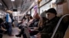 8 грудня в Київській міській держадміністрації повідомили про зупинення руху поїздів метро на ділянці між станціями «Теремки» – «Деміївська»