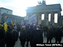 Demonstraţie de solidaritate cu Ucraina la Berlin (Foto: William Totok)