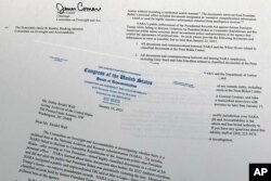 Pismo predsjedavajućeg Nadzornog odbora Predstavničkog doma Jamesa Comera upućeno Debri Steidel Wall, arhivistici SAD u kojem se traže svi dokumenti i komunikacije Nacionalne uprave za arhive i evidenciju u vezi sa povjerljivim dokumentima u Penn Biden centru.