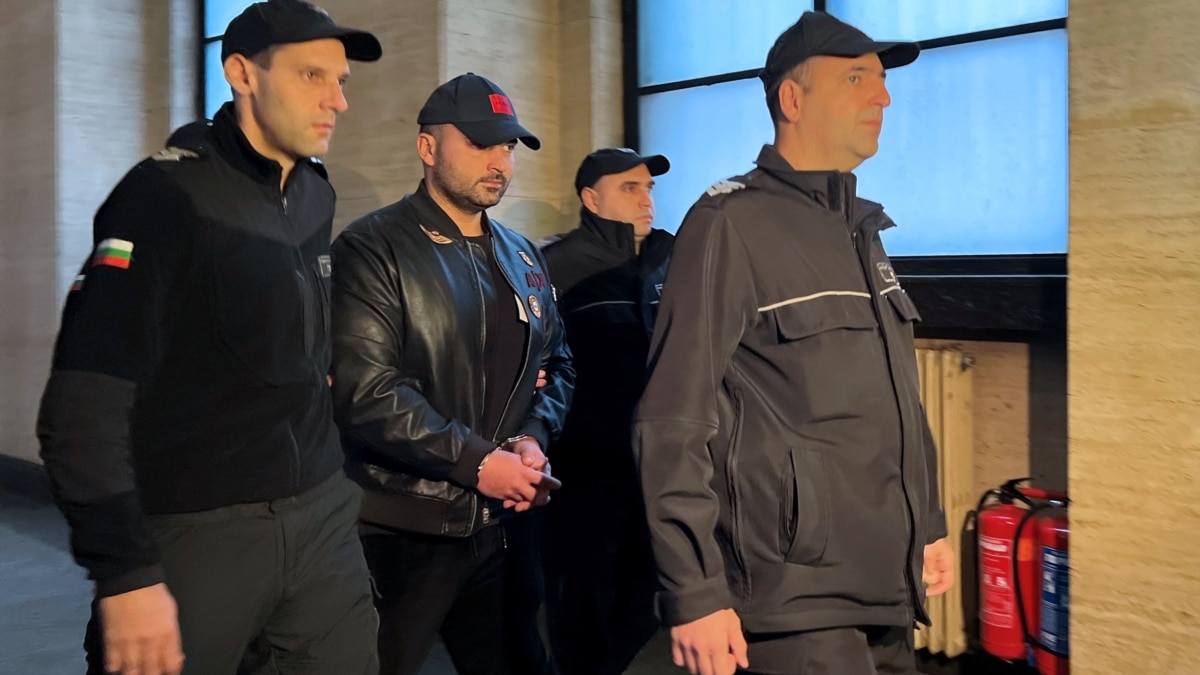 Софийската градска прокуратура (СГП) е повдигнала няколко обвинения на двама
