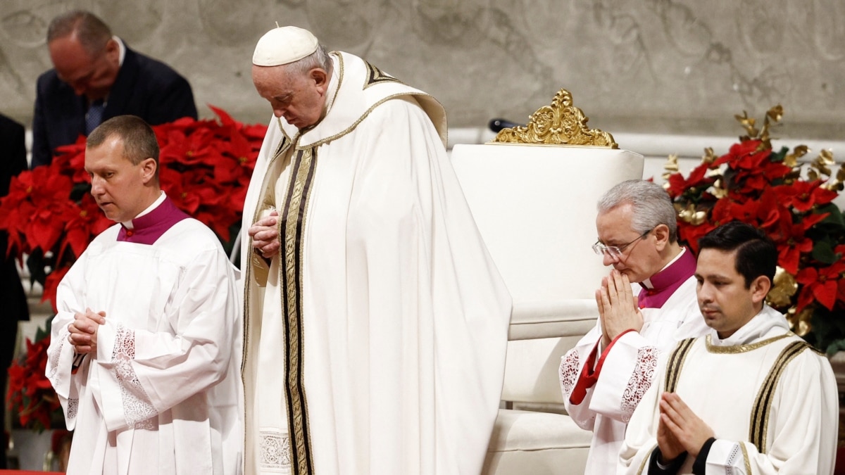 Папа Римський закликав на Різдво пам’ятати про українців «у темряві, холоді, далеко від своїх домівок»