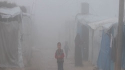 Borba sa hladnoćom u kampu u Idlibu