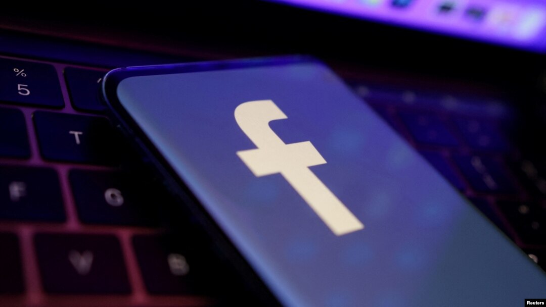 Rețeaua socială Facebook, a companiei americane Meta, a căzut marți după-amiază în mai multe țări din lume.