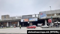 Полиција го затвори сообраќајот и приодот до Желензичката станица во Скопје поради дојава за бомба, 9 декември 2022