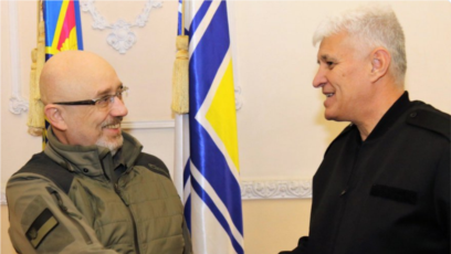 Министърът на отбраната Димитър Стоянов е на посещение в столицата