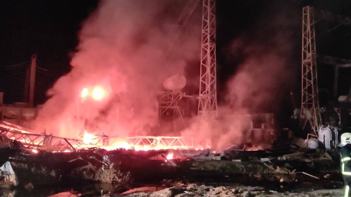 У ДТЕК пояснили відсутність світла у частини жителів двох областей У ДТЕК пояснили відсутність світла у частини жителів двох областей