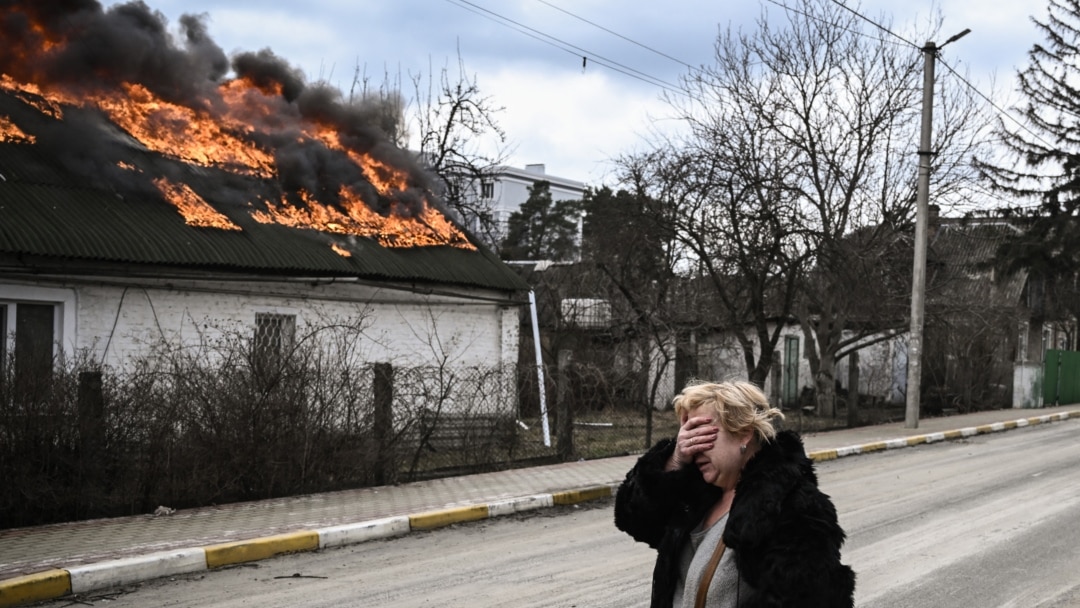 «Раз начали, заканчивать нельзя»: как меняется отношение россиян к войне в Украине