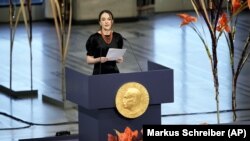 Александра Матвийчук на церемонии вручения Нобелевской премии мира, 2022