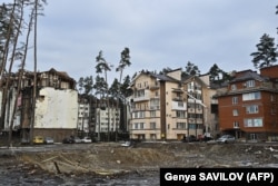 Зруйновані житлові будинки в Ірпені, грудень 2022 року