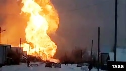 A fire at a section of a main gas pipeline near the village of Yambakhtino in Chuvashia on December 20.