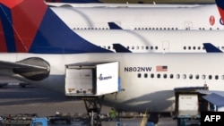 Delta-Northwest ավիաընկերության ինքնաթիռները օդանավակայանում