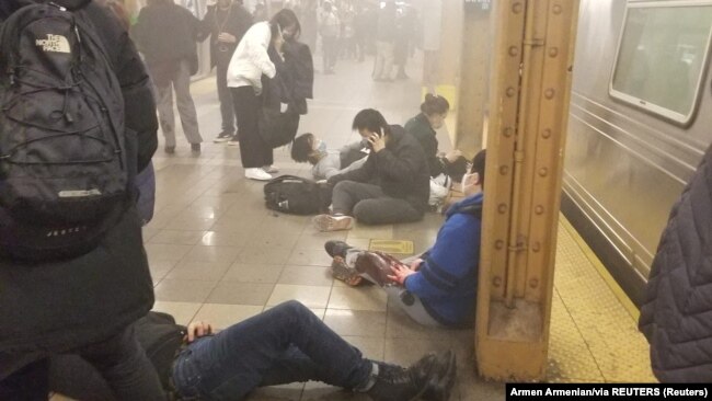 Ranjeni ljudi na stanici u 36. ulici u New Yorku