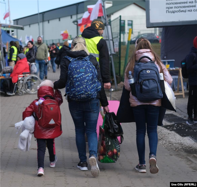 Deri më tani, më shumë se 5 milionë njerëz janë larguar nga Ukraina. Kalimi kufitar Medika, 11 prill 2022.