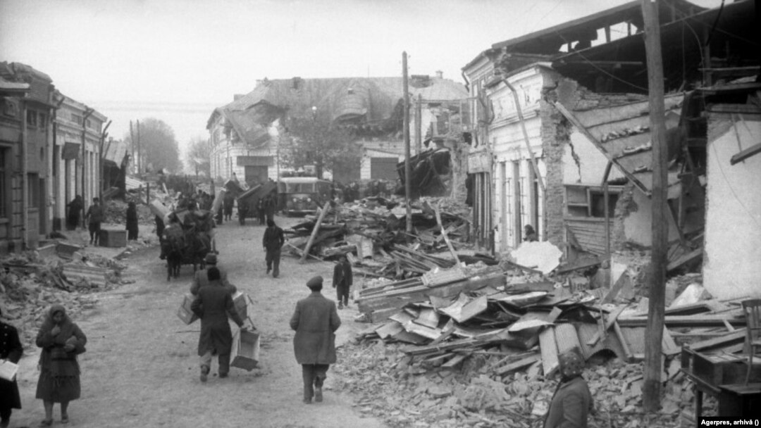 Cutremurul din 1940 a distrus orașul Panciu în proporție de 99%. Spitalul s-a părbușit și el, iar în locul lui a fost construit unul nou care, la 80 de ani distanță, este încadrat în clasa de risc seismic I.