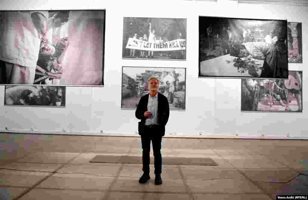 Pol Lou (na fotografiji) zabeležio je scene iz svakodnevnog života tokom četvorogodišnje opsade Sarajeva. &nbsp;