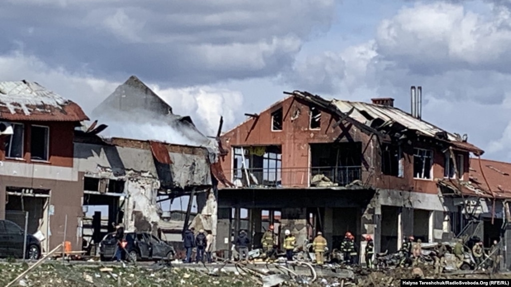 Вранці 18 квітня по Львову вдарили чотири крилаті ракети повітряного базування, сказав Козицький