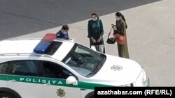 Polisiýa barlagy. Aşgabat (illýustrasiýa suraty)