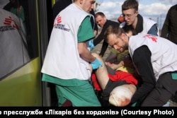Евакуація пораненої людини