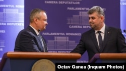 Actuala Coaliție de guvernare ar obține majoritatea și la viitoarele alegeri, PSD având prima șansă să câștige scrutinul. AUR înregistrează o nouă lună de scădere, fapt remarcat după începerea războiului din Ucraina. Imagine cu N. Ciucă (PNL) și Marcel Ciolacu (PSD)