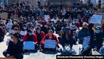 Silvie Deluxe порно