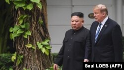 Ким Чен Ын и Дональд Трамп, 28 февраля 2019 года.