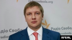 Раніше про те, що уряд звільнив Коболєва, у соцмережах повідомили народні депутати Олексій Гончаренко (фракція «ЄС») і Ольга Василевська-Смаглюк (фракція «Слуга народу»)