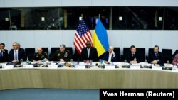 Reuniune a Grupului de contact pentru apărarea Ucrainei în timpul unei reuniuni a miniștrilor apărării din cadrul NATO la sediul Alianței, Bruxelles, Belgia, 12 octombrie 2022