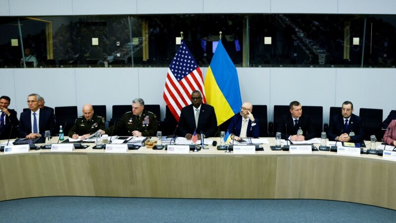 ناتو با ارسال سامانه‌های ضدهوایی حمایت نظامی از اوکراین را افزایش می‌دهد