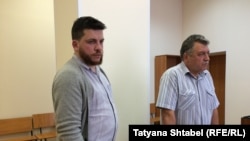 Вынесение приговора Леониду Волкову по "микрофонному делу" в суде в Новосибирске
