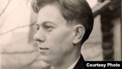 Уладзімер Караткевіч. 1953 год