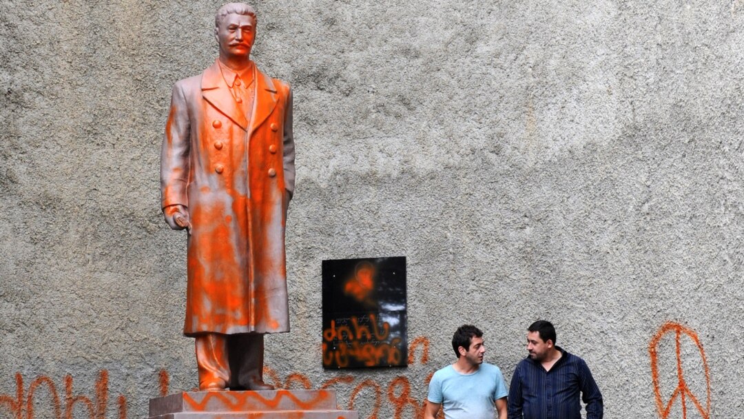 Georgian Stalin Monument Removed, Months After Being Raised