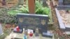 Посольство України в Чехії підтверджує ексгумацію останків Олександра Олеся