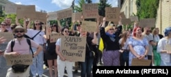 Протест проти відставки міністра оборони Михайла Федорова. Харків, 16 липня